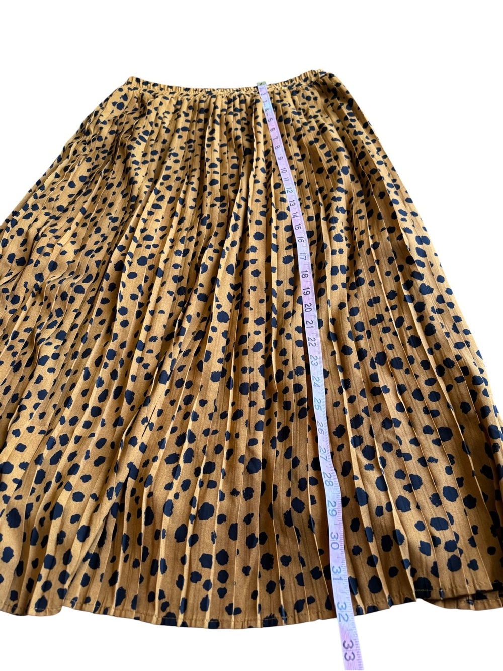 Easel Los Angeles Pleated Leopard Print Midi Skirt - Picture 9 of 9
